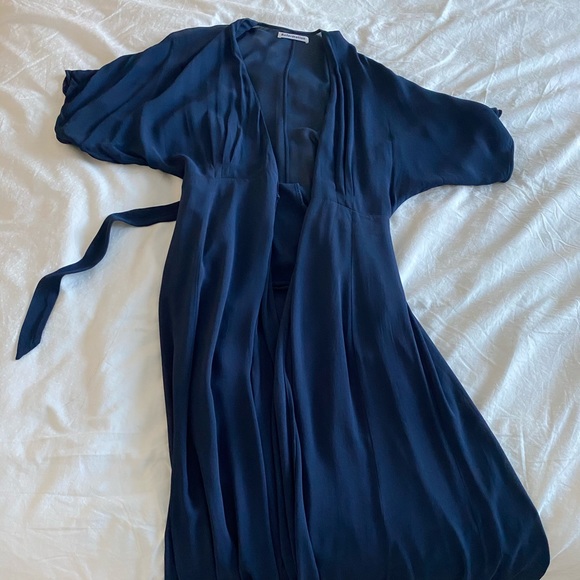 Reformation Winslow Dress - Picture 2 of 4